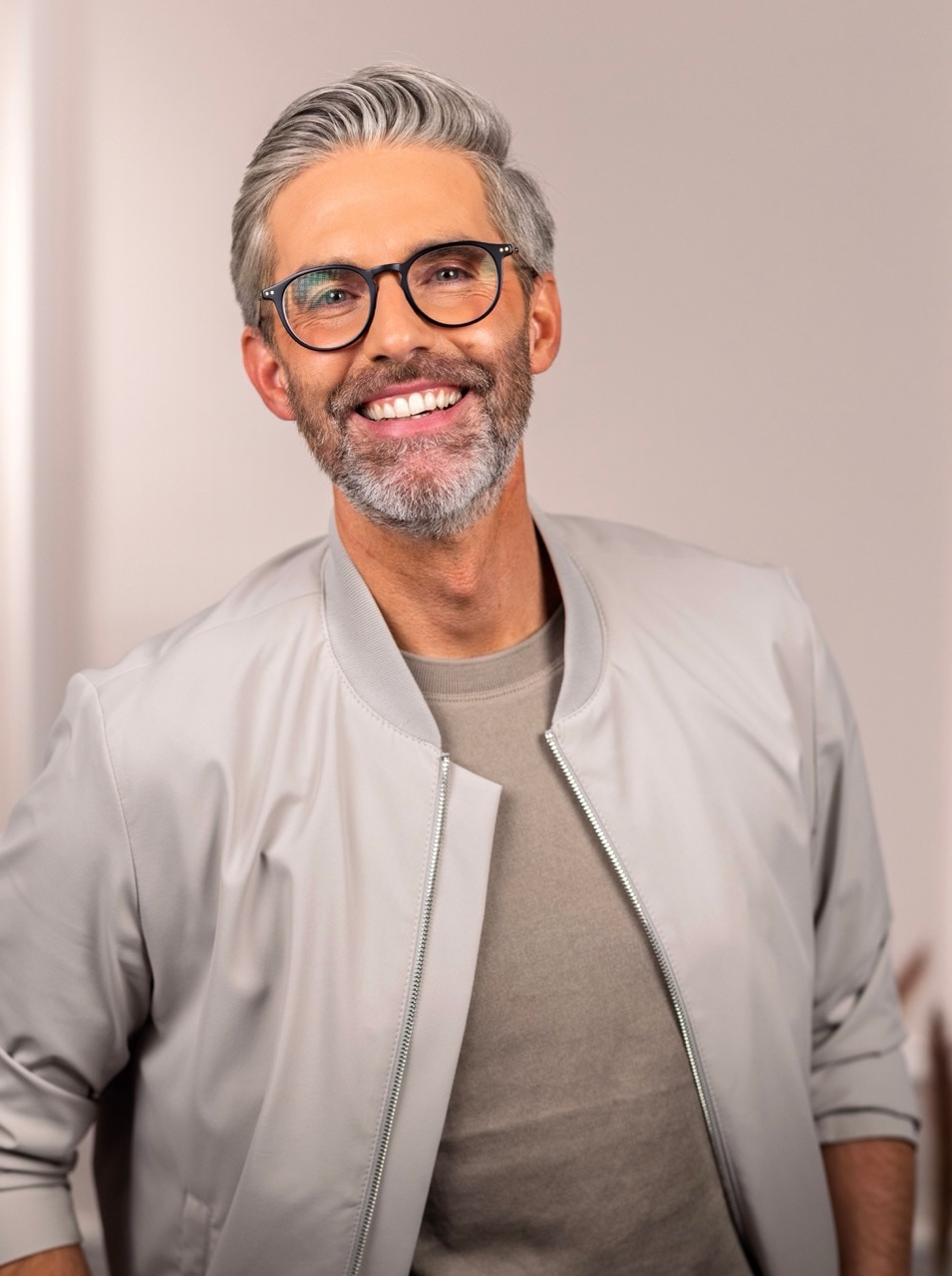 Background for 🛍️🛋️War&nbsp;das&nbsp;ein&nbsp;gemütlicher&nbsp;Deko-Abend,&nbsp;oder&nbsp;war&nbsp;das&nbsp;ein&nbsp;gemütliche&nbsp;Deko-Abend?&nbsp;😉<br/>Ich&nbsp;kann&nbsp;einfach&nbsp;nur&nbsp;ein&nbsp;so&nbsp;großes&nbsp;Dankeschön&nbsp;sagen&nbsp;….an&nbsp;ALLE&nbsp;die&nbsp;eingeschaltet,&nbsp;mitgemacht&nbsp;&&nbsp;geshoppt&nbsp;haben.&nbsp;Ganz&nbsp;lieben&nbsp;Dank&nbsp;👍🏻.<br/>Fühlt&nbsp;Euch&nbsp;gedrückt&nbsp;und&nbsp;geherzt&nbsp;und&nbsp;habt&nbsp;ein&nbsp;schönes&nbsp;Wochenende&nbsp;👍🏻.&nbsp;LG&nbsp;Euer&nbsp;Steffen&nbsp;🤗😘