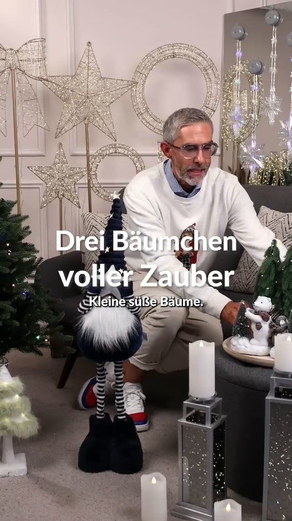 Das&nbsp;dreiteilige&nbsp;LED-Weihnachtsbaum-Set&nbsp;zaubert&nbsp;warmes,&nbsp;festliches&nbsp;Licht&nbsp;auf&nbsp;Fensterbank&nbsp;oder&nbsp;Sideboard&nbsp;–&nbsp;ganz&nbsp;ohne&nbsp;Kabel.&nbsp;Mit&nbsp;Timer&nbsp;und&nbsp;zwei&nbsp;Lichtmodi&nbsp;wird&nbsp;die&nbsp;Weihnachtsstimmung&nbsp;im&nbsp;Handumdrehen&nbsp;gemütlich.&nbsp;🎄
