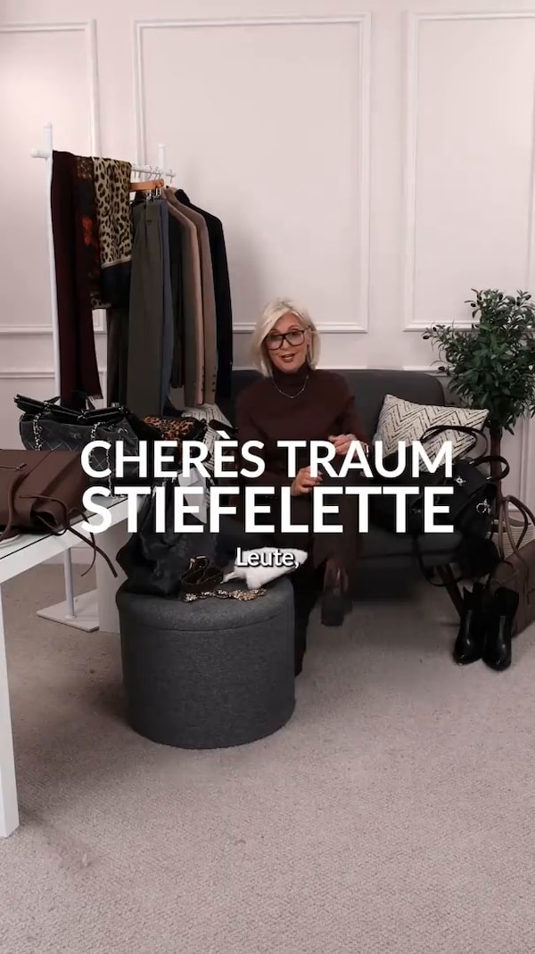Jetzt&nbsp;noch&nbsp;meine&nbsp;Traum-Stiefelette,&nbsp;die&nbsp;ich&nbsp;mir&nbsp;von&nbsp;Thomas&nbsp;persönlich&nbsp;gewünscht&nbsp;habe,&nbsp;nach&nbsp;Hause&nbsp;holen.&nbsp;Sie&nbsp;ist&nbsp;ultra&nbsp;bequem&nbsp;und&nbsp;passt&nbsp;genau&nbsp;zu&nbsp;meiner&nbsp;Schuhgröße.&nbsp;<br/><br/>Vergisst&nbsp;nicht&nbsp;mir&nbsp;zu&nbsp;folgen,&nbsp;damit&nbsp;ihr&nbsp;die&nbsp;nächsten&nbsp;Streams&nbsp;nicht&nbsp;verpasst!