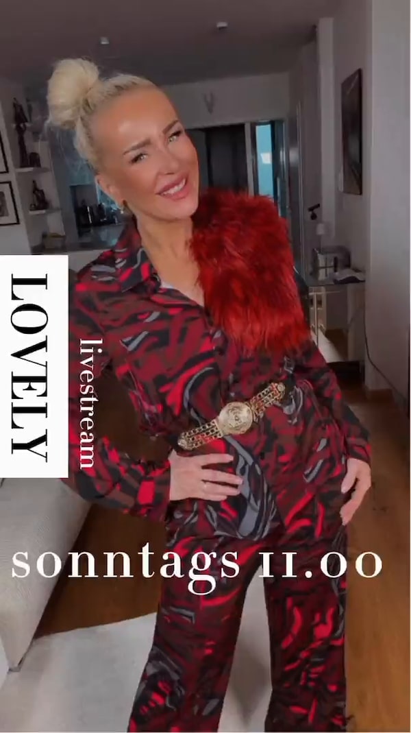 Meine&nbsp;lieben&nbsp;LOVELYs&nbsp;😘&nbsp;DANKE&nbsp;nochmals&nbsp;für&nbsp;vergangenen&nbsp;Sonntag&nbsp;-&nbsp;es&nbsp;war&nbsp;wieder&nbsp;soooo&nbsp;schön&nbsp;mit&nbsp;euch&nbsp;…&nbsp;Wer&nbsp;es&nbsp;verpasst&nbsp;haben&nbsp;sollte,&nbsp;ich&nbsp;hab&nbsp;die&nbsp;wichtigsten&nbsp;Teile&nbsp;hier&nbsp;verlinkt…&nbsp;Leider&nbsp;ist&nbsp;aber&nbsp;auch&nbsp;schon&nbsp;Vieles&nbsp;weg&nbsp;bis&nbsp;komplett&nbsp;ausverkauft.&nbsp;&nbsp;<br/>Vergiß&nbsp;mir&nbsp;unseren&nbsp;Code&nbsp;„HAPPY20“&nbsp;bitte&nbsp;nicht&nbsp;für&nbsp;die&nbsp;20%&nbsp;Rabatt&nbsp;auf&nbsp;alles&nbsp;in&nbsp;der&nbsp;Mode,&nbsp;samt&nbsp;Accessoires&nbsp;🤩&nbsp;Und&nbsp;dann:&nbsp;bis&nbsp;kommenden&nbsp;Sonntag&nbsp;&nbsp;11&nbsp;Uhr&nbsp;via&nbsp;Steeam,&nbsp;wenn&nbsp;es&nbsp;wieder&nbsp;heißt:&nbsp;&nbsp;L&nbsp;O&nbsp;V&nbsp;E&nbsp;L&nbsp;Y&nbsp;💝&nbsp;Deine&nbsp;Diana