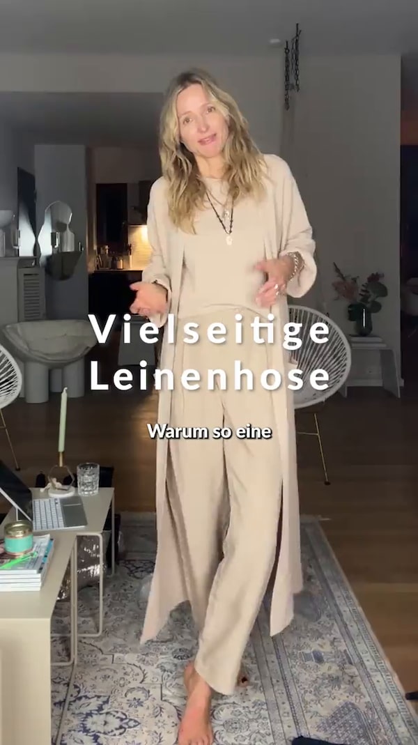 ✨&nbsp;Luftige&nbsp;Hose&nbsp;für&nbsp;elegante&nbsp;Looks!&nbsp;✨&nbsp;Diese&nbsp;Hose&nbsp;aus&nbsp;Leinen&nbsp;bietet&nbsp;Leichtigkeit&nbsp;und&nbsp;Stil.&nbsp;Der&nbsp;Teildehnbund&nbsp;mit&nbsp;Knopf&nbsp;sorgt&nbsp;für&nbsp;perfekten&nbsp;Sitz,&nbsp;während&nbsp;praktische&nbsp;Eingriffstaschen&nbsp;Funktionalität&nbsp;bieten.&nbsp;Das&nbsp;gerade&nbsp;Bein&nbsp;schmeichelt&nbsp;jeder&nbsp;Figur&nbsp;und&nbsp;lässt&nbsp;sich&nbsp;vielseitig&nbsp;kombinieren.&nbsp;Perfekt&nbsp;für&nbsp;mühelose&nbsp;Outfits&nbsp;zu&nbsp;jeder&nbsp;Jahreszeit!&nbsp;💖<br/><br/>Lass&nbsp;gerne&nbsp;ein&nbsp;Like&nbsp;da&nbsp;💗&nbsp;und&nbsp;klick&nbsp;auf&nbsp;den&nbsp;➕&nbsp;Button&nbsp;neben&nbsp;meinem&nbsp;Profilbild,&nbsp;um&nbsp;nichts&nbsp;zu&nbsp;verpassen!