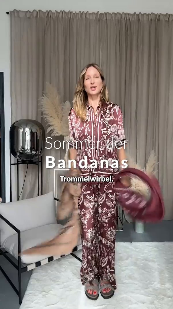 Bandana&nbsp;aus&nbsp;weicher&nbsp;Baumwolle&nbsp;mit&nbsp;warmem&nbsp;Paisley&nbsp;Print&nbsp;—&nbsp;perfekt&nbsp;als&nbsp;Halstuch,&nbsp;Haarband&nbsp;oder&nbsp;Tasche‑Accesoire.&nbsp;Vielseitig,&nbsp;easy&nbsp;zu&nbsp;stylen&nbsp;und&nbsp;sofort&nbsp;mood‑ready.&nbsp;🌿✨<br/><br/>✨&nbsp;Folgen&nbsp;&&nbsp;immer&nbsp;live&nbsp;dabei&nbsp;sein!<br/>(Einfach&nbsp;auf&nbsp;das&nbsp;✚&nbsp;neben&nbsp;meinem&nbsp;Profilbild&nbsp;klicken)&nbsp;🎉