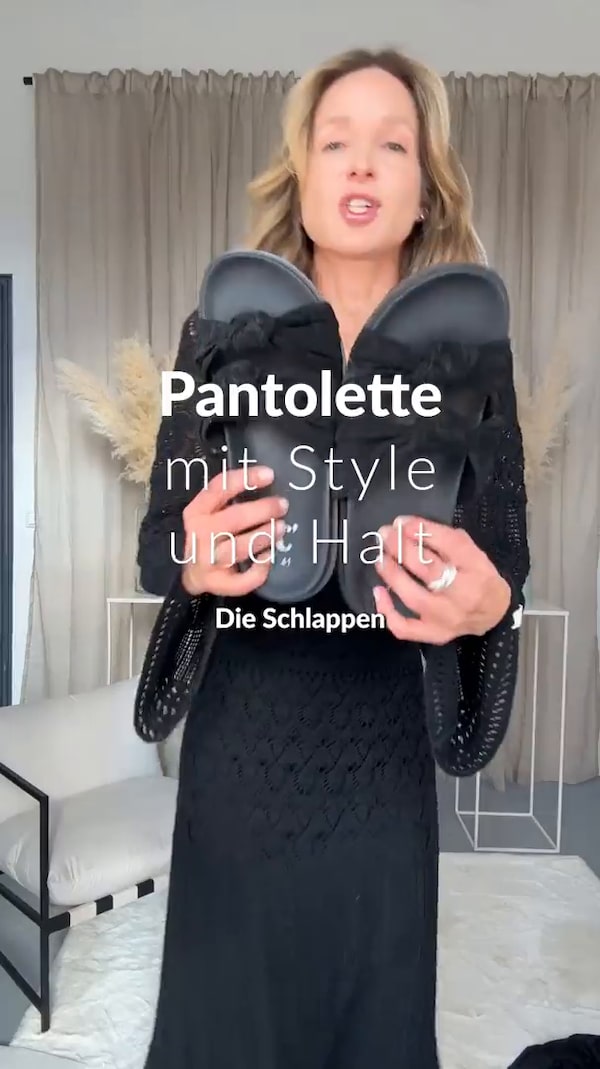 Verspielte&nbsp;Pantolette&nbsp;mit&nbsp;Knotendetail!&nbsp;👡&nbsp;Das&nbsp;weiche&nbsp;Veloursleder&nbsp;und&nbsp;die&nbsp;bequeme&nbsp;Weite&nbsp;G&nbsp;sorgen&nbsp;für&nbsp;angenehmen&nbsp;Sitz&nbsp;und&nbsp;sorgenfreie&nbsp;Leichtigkeit&nbsp;beim&nbsp;Gehen.<br/><br/>Mit&nbsp;dekorativem&nbsp;Knoten,&nbsp;offener&nbsp;Form&nbsp;und&nbsp;leichtem&nbsp;Absatz&nbsp;wird&nbsp;dieser&nbsp;Schuh&nbsp;zum&nbsp;lässig‑stylishen&nbsp;Begleiter&nbsp;für&nbsp;Stadtbummel&nbsp;und&nbsp;Kaffeeklatsch.&nbsp;✨<br/><br/>✨&nbsp;Folgen&nbsp;&&nbsp;immer&nbsp;live&nbsp;dabei&nbsp;sein!<br/>(einfach&nbsp;auf&nbsp;den&nbsp;Button&nbsp;➕&nbsp;neben&nbsp;meinem&nbsp;Profilbild&nbsp;klicken)&nbsp;🎉