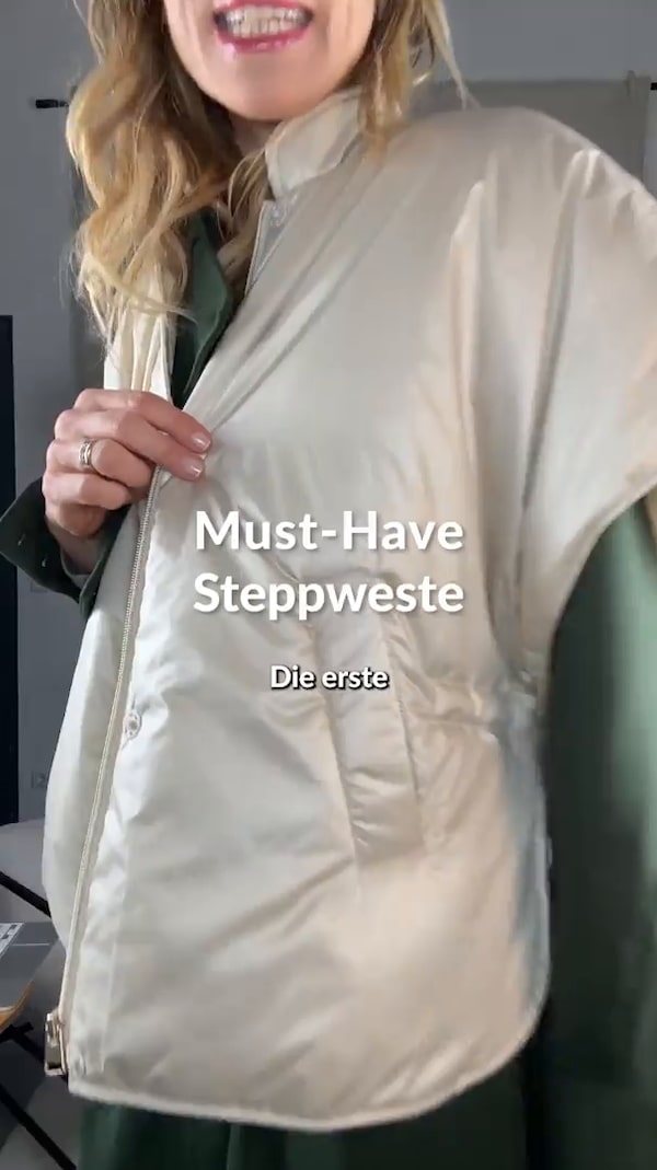 ✨&nbsp;Folgen&nbsp;&&nbsp;immer&nbsp;live&nbsp;dabei&nbsp;sein!<br/>(einfach&nbsp;auf&nbsp;den&nbsp;Button&nbsp;➕&nbsp;neben&nbsp;meinem&nbsp;Profilbild&nbsp;klicken)&nbsp;🎉<br/><br/>Vielseitige&nbsp;Steppweste&nbsp;für&nbsp;stilvolle&nbsp;Übergangslooks!&nbsp;🌤️&nbsp;Der&nbsp;kleine&nbsp;Stehkragen&nbsp;bietet&nbsp;eleganten&nbsp;Schutz,&nbsp;während&nbsp;der&nbsp;praktische&nbsp;Reißverschluss&nbsp;und&nbsp;die&nbsp;Druckknöpfe&nbsp;das&nbsp;An-&nbsp;und&nbsp;Ausziehen&nbsp;erleichtern.&nbsp;💙<br/><br/>Mit&nbsp;seitlichem&nbsp;Tunnelzug&nbsp;für&nbsp;eine&nbsp;individuelle&nbsp;Passform&nbsp;und&nbsp;bequemen&nbsp;Eingriffstaschen&nbsp;ist&nbsp;diese&nbsp;Weste&nbsp;das&nbsp;perfekte&nbsp;Lieblingsstück&nbsp;für&nbsp;deinen&nbsp;Alltag!&nbsp;🌟
