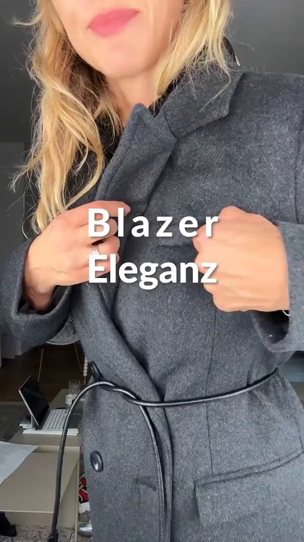 ✨&nbsp;Folgen&nbsp;&&nbsp;immer&nbsp;live&nbsp;dabei&nbsp;sein!<br/>(einfach&nbsp;auf&nbsp;den&nbsp;Button&nbsp;➕&nbsp;neben&nbsp;meinem&nbsp;Profilbild&nbsp;klicken)&nbsp;🎉<br/><br/>Stilvoller&nbsp;Blazermantel&nbsp;für&nbsp;souveräne&nbsp;Auftritte!&nbsp;✨&nbsp;Der&nbsp;Blazermantel&nbsp;überzeugt&nbsp;mit&nbsp;einem&nbsp;großen&nbsp;Reverskragen,&nbsp;einem&nbsp;zweireihigen&nbsp;Schnitt&nbsp;und&nbsp;einem&nbsp;Bindegürtel&nbsp;in&nbsp;Leder-Optik.&nbsp;🌟&nbsp;Praktische&nbsp;Pattentaschen&nbsp;und&nbsp;eine&nbsp;kleine&nbsp;Brusttasche&nbsp;machen&nbsp;ihn&nbsp;zum&nbsp;idealen&nbsp;Begleiter&nbsp;für&nbsp;unterwegs.&nbsp;Perfekt,&nbsp;um&nbsp;Ihrem&nbsp;Outfit&nbsp;eine&nbsp;elegante&nbsp;Note&nbsp;zu&nbsp;verleihen&nbsp;–&nbsp;vielseitig&nbsp;kombinierbar&nbsp;für&nbsp;jeden&nbsp;Anlass!&nbsp;💖