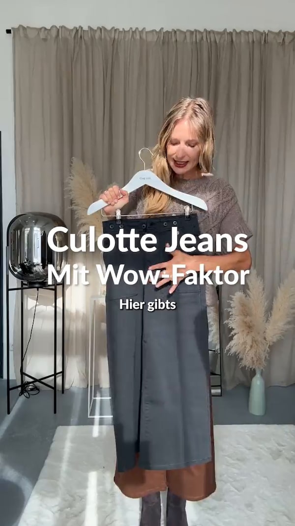 High&nbsp;Waist,&nbsp;lässiger&nbsp;Culotte-Schnitt&nbsp;und&nbsp;jede&nbsp;Menge&nbsp;Bewegungsfreiheit&nbsp;machen&nbsp;diese&nbsp;Jeans&nbsp;zum&nbsp;neuen&nbsp;Lieblingsteil.&nbsp;Die&nbsp;großen&nbsp;Taschen&nbsp;sind&nbsp;praktisch,&nbsp;während&nbsp;die&nbsp;verkürzte&nbsp;Länge&nbsp;deine&nbsp;Schuhe&nbsp;perfekt&nbsp;in&nbsp;Szene&nbsp;setzt.&nbsp;✨