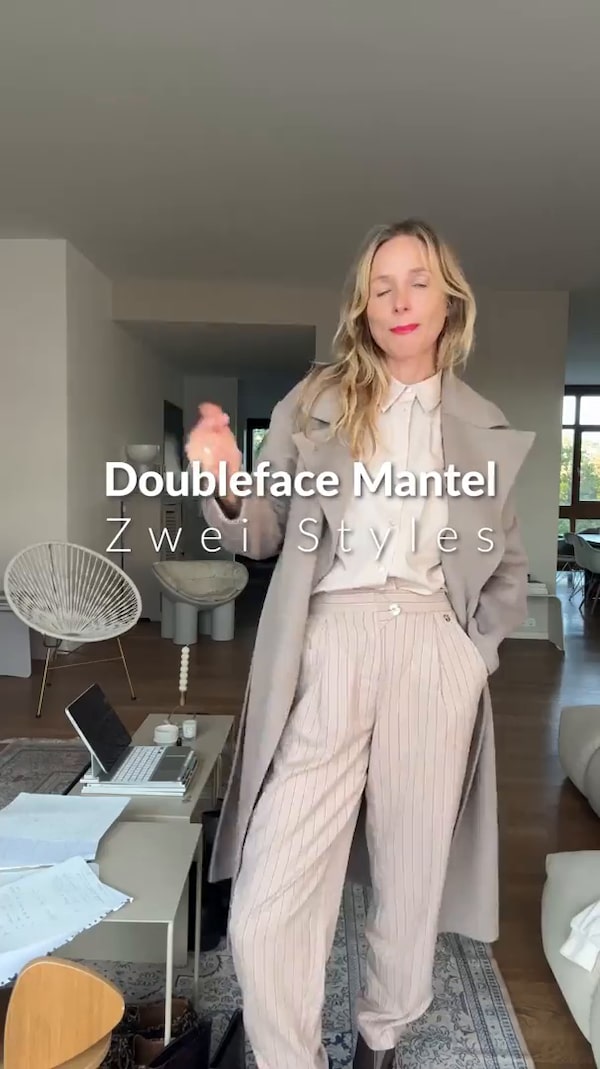 ✨&nbsp;Vielseitiger&nbsp;Doubleface&nbsp;Mantel&nbsp;mit&nbsp;Weste!&nbsp;Zeitloser&nbsp;Schnitt,&nbsp;der&nbsp;jeder&nbsp;Silhouette&nbsp;schmeichelt&nbsp;und&nbsp;elegante&nbsp;Akzente&nbsp;setzt.&nbsp;Die&nbsp;wärmende&nbsp;Doubleface-Qualität&nbsp;und&nbsp;die&nbsp;herausnehmbare&nbsp;Weste&nbsp;machen&nbsp;ihn&nbsp;zum&nbsp;perfekten&nbsp;Allrounder!&nbsp;🌟&nbsp;Bleibe&nbsp;stilvoll,&nbsp;egal&nbsp;in&nbsp;welchem&nbsp;Anlass!&nbsp;💖