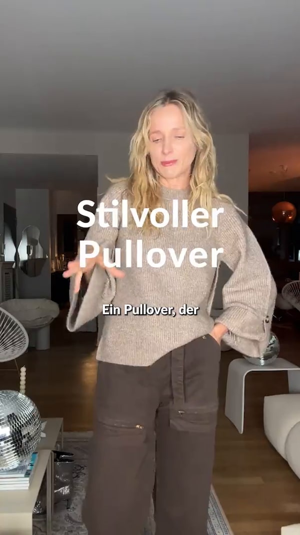 ✨&nbsp;Stylischer&nbsp;Pullover&nbsp;mit&nbsp;innovativem&nbsp;Ärmeldesign!&nbsp;✨&nbsp;Weite&nbsp;Ärmel&nbsp;mit&nbsp;Knopfdetail&nbsp;und&nbsp;offene&nbsp;Seiten&nbsp;sorgen&nbsp;für&nbsp;Bewegungsfreiheit.&nbsp;🌟&nbsp;Das&nbsp;edle&nbsp;Rippmuster&nbsp;verleiht&nbsp;dem&nbsp;Look&nbsp;Struktur,&nbsp;während&nbsp;das&nbsp;verlängerte&nbsp;Rückenteil&nbsp;schmeichelhaft&nbsp;wirkt.&nbsp;Ein&nbsp;vielseitiger&nbsp;Allrounder&nbsp;für&nbsp;jeden&nbsp;Tag!&nbsp;💖<br/><br/>Lass&nbsp;gerne&nbsp;ein&nbsp;Like&nbsp;da&nbsp;💗&nbsp;und&nbsp;klick&nbsp;auf&nbsp;den&nbsp;➕&nbsp;Button&nbsp;neben&nbsp;deinem&nbsp;Profilbild,&nbsp;um&nbsp;nichts&nbsp;zu&nbsp;verpassen!
