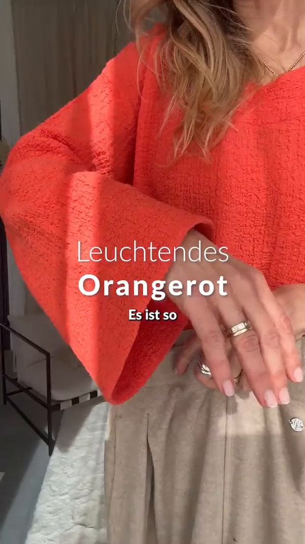 Leichtes&nbsp;2‑teiliges&nbsp;Crepe‑Set&nbsp;aus&nbsp;reiner&nbsp;Baumwolle&nbsp;—&nbsp;lässiges&nbsp;Top&nbsp;mit&nbsp;weitem&nbsp;Rundhals&nbsp;und&nbsp;ausgestellten&nbsp;Ärmeln&nbsp;+&nbsp;weite&nbsp;Hose&nbsp;mit&nbsp;Kordelzug&nbsp;für&nbsp;maximalen&nbsp;Komfort.&nbsp;✨👗<br/><br/>Strukturierte,&nbsp;matte&nbsp;Oberfläche&nbsp;und&nbsp;weiche&nbsp;Haptik&nbsp;machen&nbsp;es&nbsp;zum&nbsp;perfekten&nbsp;Begleiter&nbsp;für&nbsp;entspannte&nbsp;Tage&nbsp;und&nbsp;lässige&nbsp;Outings.&nbsp;🌿🧵<br/><br/>✨&nbsp;Folgen&nbsp;&&nbsp;immer&nbsp;live&nbsp;dabei&nbsp;sein!<br/>(einfach&nbsp;auf&nbsp;den&nbsp;Button&nbsp;➕&nbsp;neben&nbsp;meinem&nbsp;Profilbild&nbsp;klicken)&nbsp;🎉