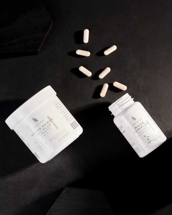 Background for 💫&nbsp;Power&nbsp;up&nbsp;your&nbsp;Black&nbsp;Week!&nbsp;Entdecke&nbsp;Wellness-Essentials&nbsp;&&nbsp;Nahrungsergänzung&nbsp;zu&nbsp;unschlagbaren&nbsp;Black&nbsp;Deals&nbsp;–&nbsp;wie&nbsp;das&nbsp;Wärme&nbsp;Power&nbsp;Gel&nbsp;Plus&nbsp;und&nbsp;die&nbsp;Move&nbsp;Complex&nbsp;Kapseln.&nbsp;🖤