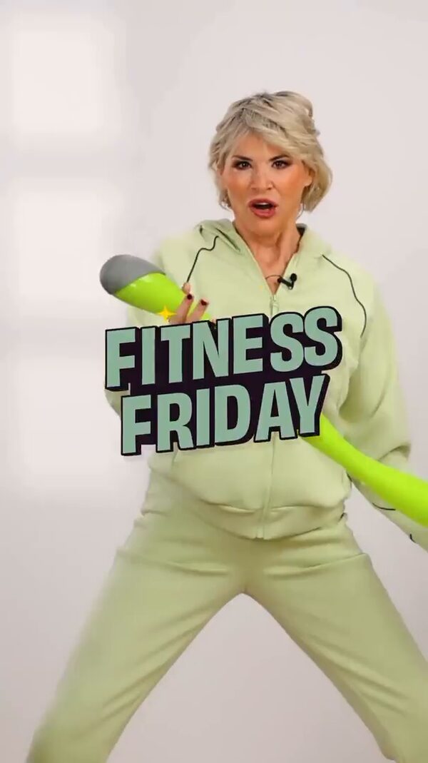 🔥It’s&nbsp;Fitness&nbsp;Time🔥&nbsp;Ich&nbsp;zeige&nbsp;dir&nbsp;schonende,&nbsp;aber&nbsp;super&nbsp;effektive&nbsp;Übungen&nbsp;mit&nbsp;dem&nbsp;multifunktionalen&nbsp;Ajambow.&nbsp;💚&nbsp;Ganz&nbsp;viel&nbsp;Spaß&nbsp;beim&nbsp;Training!