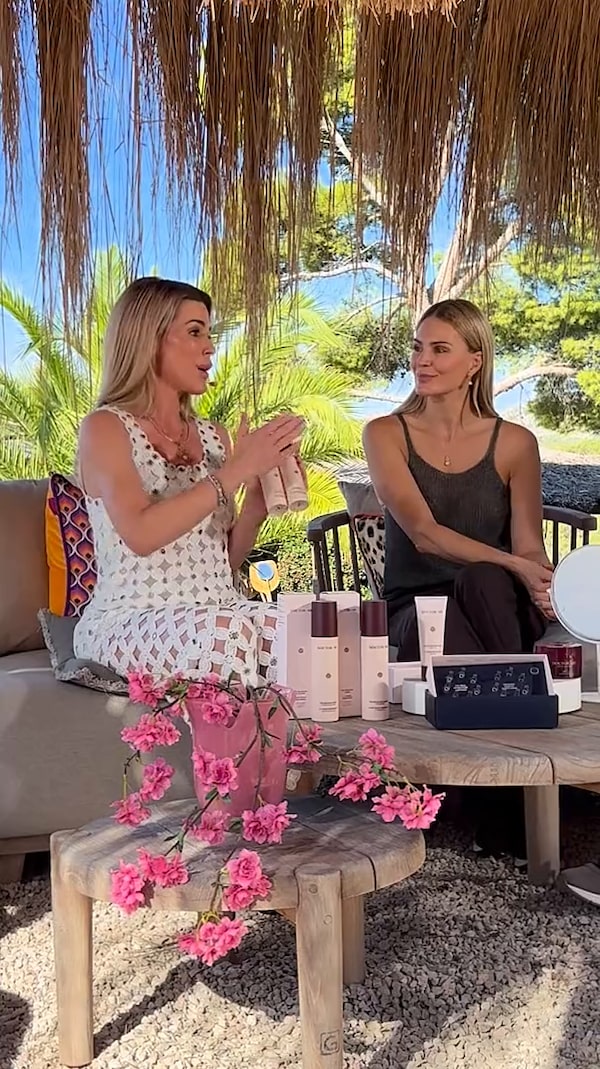 Jetzt&nbsp;live&nbsp;aus&nbsp;Mallorca,&nbsp;von&nbsp;Thomas&nbsp;Raths&nbsp;Finca!&nbsp;☀️&nbsp;Mit&nbsp;dabei:&nbsp;mein&nbsp;Renewing&nbsp;Toner!&nbsp;Denn&nbsp;schöne&nbsp;Haut&nbsp;beginnt&nbsp;mit&nbsp;der&nbsp;richtigen&nbsp;Reinigung&nbsp;–&nbsp;und&nbsp;ich&nbsp;habe&nbsp;sie&nbsp;direkt&nbsp;auch&nbsp;noch&nbsp;mit&nbsp;effektiver&nbsp;Pflege&nbsp;kombiniert.&nbsp;Jetzt&nbsp;sichern,&nbsp;bevor&nbsp;er&nbsp;wieder&nbsp;weg&nbsp;ist!