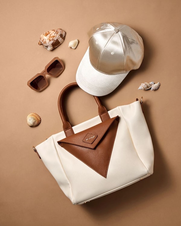 Background for Das&nbsp;🐚🥥🌴&nbsp;Summer&nbsp;Best-off🌴🥥🐚&nbsp;von&nbsp;unserem&nbsp;Glam-Duo&nbsp;Belinda&nbsp;Gold&nbsp;und&nbsp;Judith&nbsp;Williams:&nbsp;Entdecke&nbsp;tolle&nbsp;Accessoires,&nbsp;die&nbsp;jeden&nbsp;Look&nbsp;perfekt&nbsp;machen&nbsp;-&nbsp;und&nbsp;spare&nbsp;im&nbsp;SALE&nbsp;on&nbsp;top&nbsp;-20%!&nbsp;✈️🌴🐚