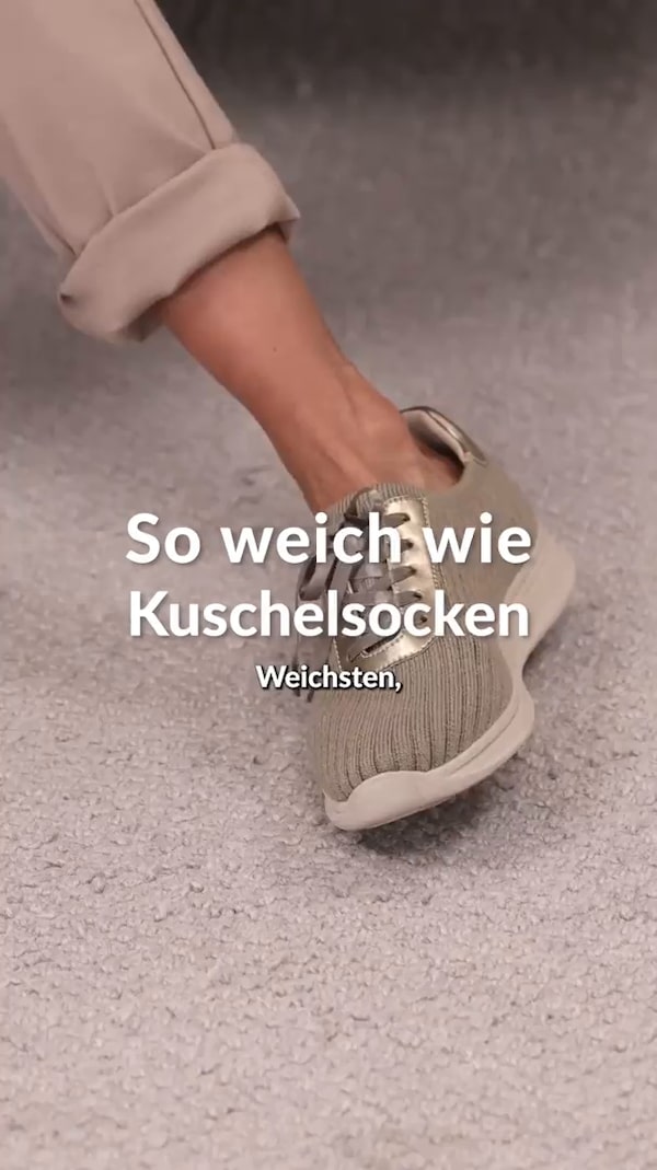 Weicher&nbsp;Stretch-Strick,&nbsp;eine&nbsp;gepolsterte&nbsp;Ferse&nbsp;und&nbsp;eine&nbsp;bequeme&nbsp;Weichschauminnensohle&nbsp;machen&nbsp;diesen&nbsp;Sneaker&nbsp;zum&nbsp;perfekten&nbsp;Begleiter&nbsp;für&nbsp;lange&nbsp;Tage.&nbsp;Einfach&nbsp;reinschlüpfen,&nbsp;loslaufen&nbsp;und&nbsp;den&nbsp;Komfort&nbsp;genießen&nbsp;–&nbsp;von&nbsp;morgens&nbsp;bis&nbsp;abends.&nbsp;✨