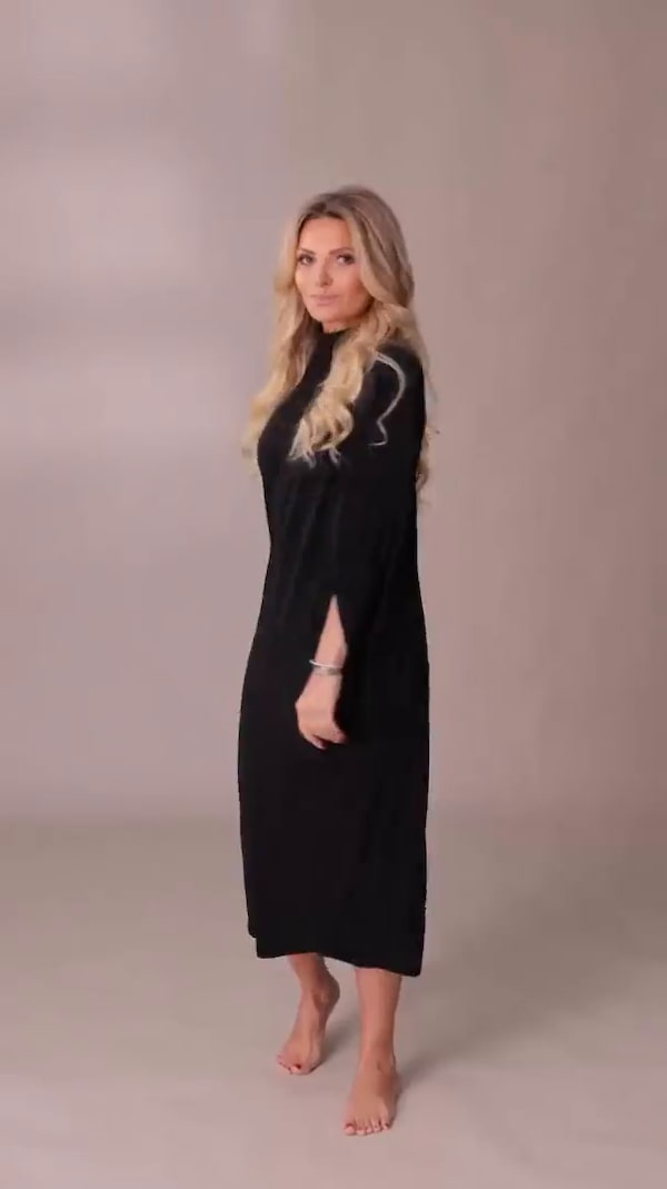 Modern,&nbsp;fließend&nbsp;und&nbsp;jetzt&nbsp;sogar&nbsp;im&nbsp;Sale!&nbsp;😍&nbsp;Das&nbsp;Kleid&nbsp;mit&nbsp;modernen&nbsp;Cape-Ärmeln&nbsp;und&nbsp;in&nbsp;Midi-Länge&nbsp;ist&nbsp;dein&nbsp;neuer&nbsp;Favorit&nbsp;für&nbsp;besondere&nbsp;Sommertage.&nbsp;<br/><br/>Welcher&nbsp;Style&nbsp;ist&nbsp;dein&nbsp;Favorit?🌻🖤