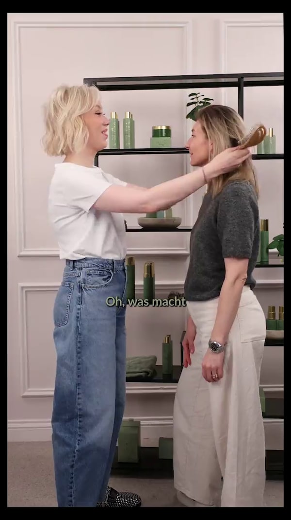 Wenn&nbsp;du&nbsp;Haarpflege-Tipps&nbsp;haben&nbsp;möchtest&nbsp;oder&nbsp;Fragen&nbsp;hast,&nbsp;&nbsp;dann&nbsp;FOLGE&nbsp;mir&nbsp;einfach&nbsp;!