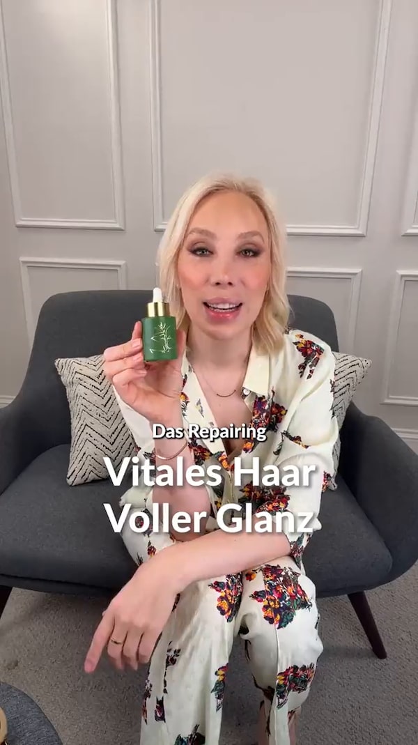 ORTIE&nbsp;&&nbsp;me&nbsp;Repairing&nbsp;Hair&nbsp;Oil:&nbsp;Brennnesselextrakt,&nbsp;Kokosöl&nbsp;und&nbsp;Arganöl&nbsp;für&nbsp;bessere&nbsp;Kämmbarkeit,&nbsp;weniger&nbsp;Haarbruch&nbsp;und&nbsp;seidigen&nbsp;Glanz.&nbsp;Einfach&nbsp;ins&nbsp;Haar&nbsp;oder&nbsp;auf&nbsp;die&nbsp;Kopfhaut&nbsp;geben,&nbsp;ohne&nbsp;zu&nbsp;beschweren&nbsp;oder&nbsp;zu&nbsp;fetten.&nbsp;Weich,&nbsp;gebändigt&nbsp;und&nbsp;extra&nbsp;shiny.&nbsp;✨🌿<br/><br/>✨&nbsp;Folgen&nbsp;&&nbsp;immer&nbsp;live&nbsp;dabei&nbsp;sein!<br/>(einfach&nbsp;auf&nbsp;das&nbsp;✚&nbsp;neben&nbsp;meinem&nbsp;Profilbild&nbsp;klicken)&nbsp;🎉