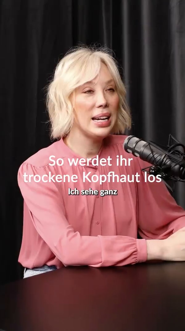 💧&nbsp;Hyaluron&nbsp;&&nbsp;Malachite&nbsp;Scalp&nbsp;Booster<br/>Ein&nbsp;intensiver&nbsp;Feuchtigkeitskick&nbsp;für&nbsp;deine&nbsp;Kopfhaut.&nbsp;Die&nbsp;Kombination&nbsp;aus&nbsp;hoch-&nbsp;und&nbsp;niedermolekularer&nbsp;Hyaluronsäure&nbsp;versorgt&nbsp;die&nbsp;Kopfhaut&nbsp;tiefenwirksam&nbsp;mit&nbsp;Feuchtigkeit&nbsp;und&nbsp;wirkt&nbsp;Trockenheit&nbsp;sowie&nbsp;Spannungsgefühlen&nbsp;spürbar&nbsp;entgegen.<br/>Für&nbsp;eine&nbsp;ausgeglichene,&nbsp;hydratisierte&nbsp;Kopfhaut&nbsp;und&nbsp;ein&nbsp;frisches&nbsp;Haargefühl.&nbsp;✨💚