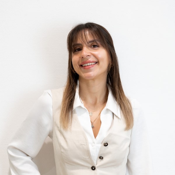 Betül Yönak-Bein