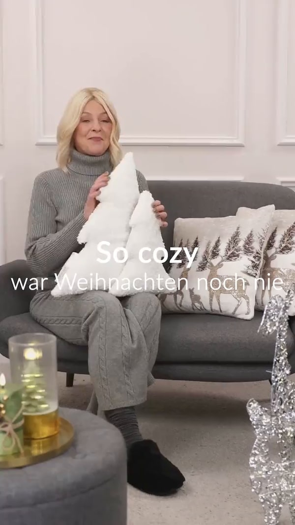 🎄&nbsp;Kuscheliger&nbsp;Winterzauber!&nbsp;Die&nbsp;Teddy-Plüsch-Kissen&nbsp;„Tanne“&nbsp;bringen&nbsp;Wärme&nbsp;&&nbsp;Stil&nbsp;auf&nbsp;dein&nbsp;Sofa&nbsp;❄️🛋️