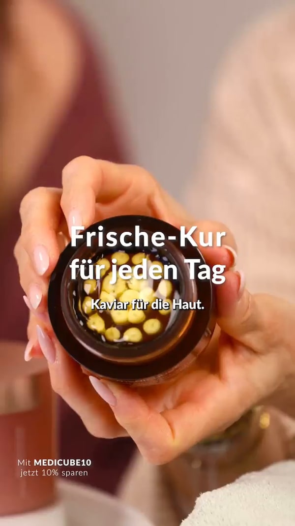 Mit&nbsp;dem&nbsp;Code&nbsp;MEDICUBE10&nbsp;jetzt&nbsp;10%&nbsp;sparen&nbsp;—&nbsp;gültig&nbsp;bis&nbsp;morgen&nbsp;Abend.<br/><br/>Deep&nbsp;Vita&nbsp;C&nbsp;Capsule&nbsp;Cream&nbsp;kombiniert&nbsp;verkapseltes&nbsp;Vitamin&nbsp;C&nbsp;mit&nbsp;einem&nbsp;leichten&nbsp;Gel&nbsp;für&nbsp;sofortige&nbsp;Frische&nbsp;und&nbsp;langanhaltende&nbsp;Aufhellung&nbsp;✨<br/><br/>Bekämpft&nbsp;Flecken,&nbsp;spendet&nbsp;Feuchtigkeit&nbsp;und&nbsp;verbessert&nbsp;Elastizität&nbsp;sowie&nbsp;Hautfestigkeit&nbsp;für&nbsp;einen&nbsp;strahlenden&nbsp;Teint&nbsp;🌿<br/><br/>✨&nbsp;Folgen&nbsp;&&nbsp;immer&nbsp;live&nbsp;dabei&nbsp;sein!<br/>(einfach&nbsp;auf&nbsp;den&nbsp;Button&nbsp;➕&nbsp;neben&nbsp;meinem&nbsp;Profilbild&nbsp;klicken)&nbsp;🎉