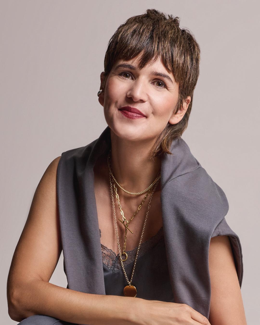 Satin trifft Spitze: ein Rock für besondere Looks!